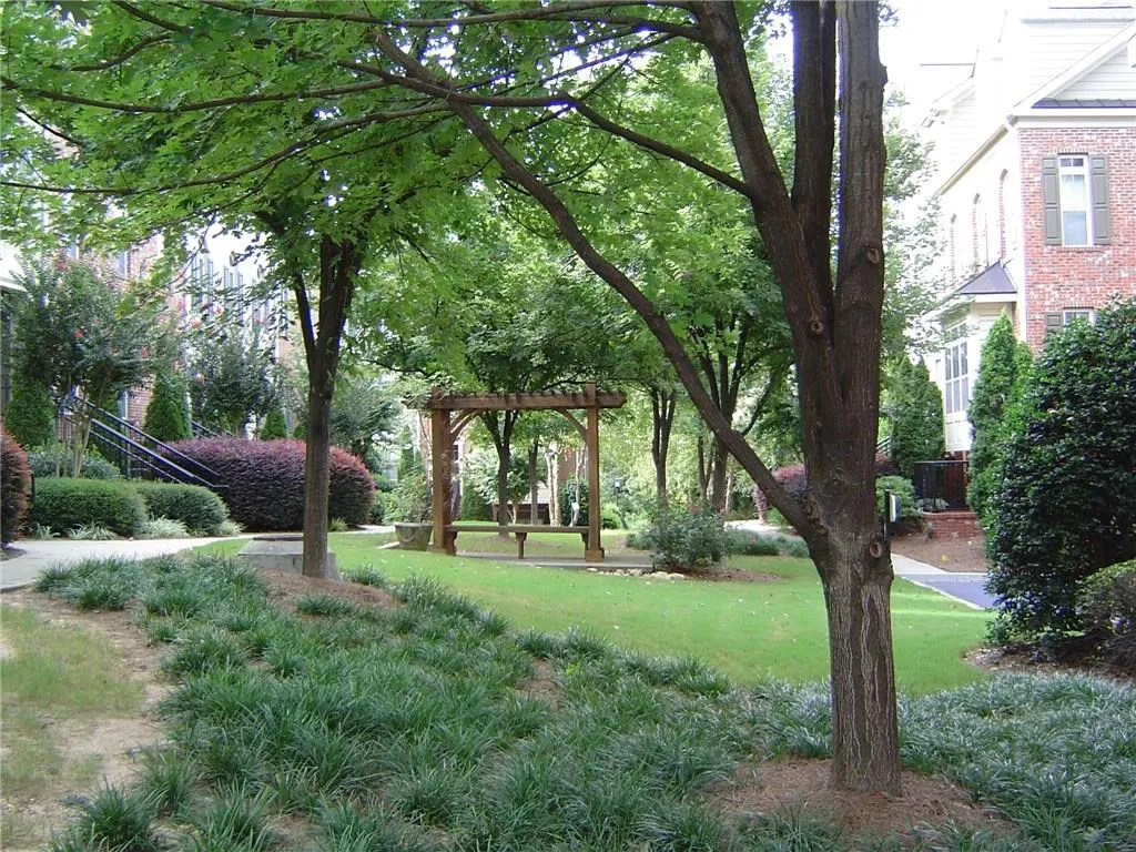 285 Le Gran Bend Unit 285, Sandy Springs, Georgia 30328, 2 Bedrooms Bedrooms, ,2 BathroomsBathrooms,Residential,Sold,285 Le Gran Bend Unit 285,6065662