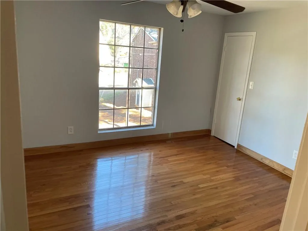 5676 Kingsport Drive Unit 4, Sandy Springs, Georgia 30342, 2 Bedrooms Bedrooms, ,1 BathroomBathrooms,Residential,Sold,5676 Kingsport Drive Unit 4,6835799