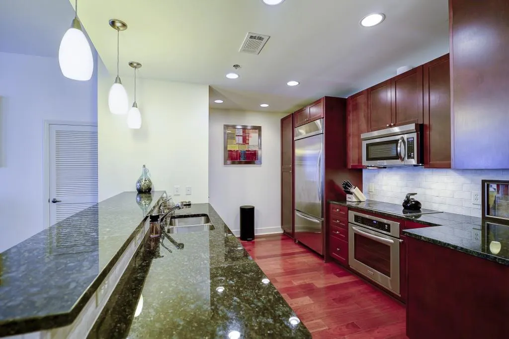 2795 Peachtree Road Ne Unit 1907, Atlanta, Georgia 30305, 1 Bedroom Bedrooms, ,2 BathroomsBathrooms,Residential,Sold,2795 Peachtree Road Ne Unit 1907,5724549