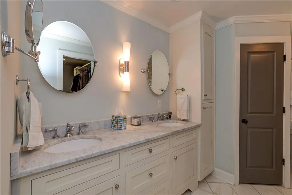 460 Montevallo Drive, Atlanta, Georgia 30342, 4 Bedrooms Bedrooms, ,3 BathroomsBathrooms,Residential,Sold,460 Montevallo Drive,6510101