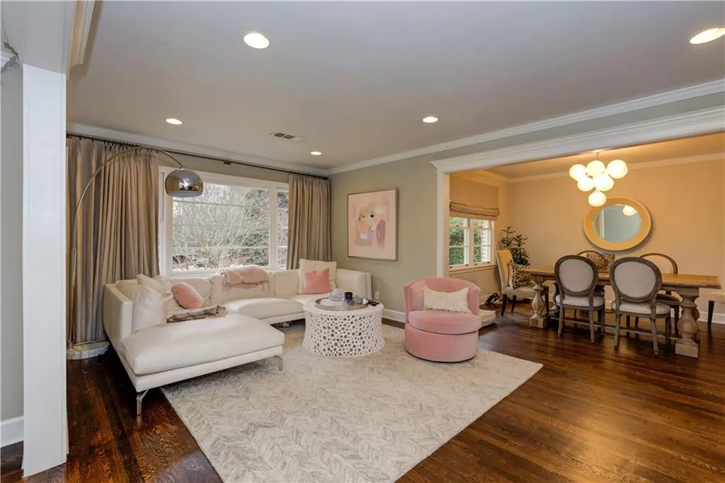 460 Montevallo Drive, Atlanta, Georgia 30342, 4 Bedrooms Bedrooms, ,3 BathroomsBathrooms,Residential,Sold,460 Montevallo Drive,6510101