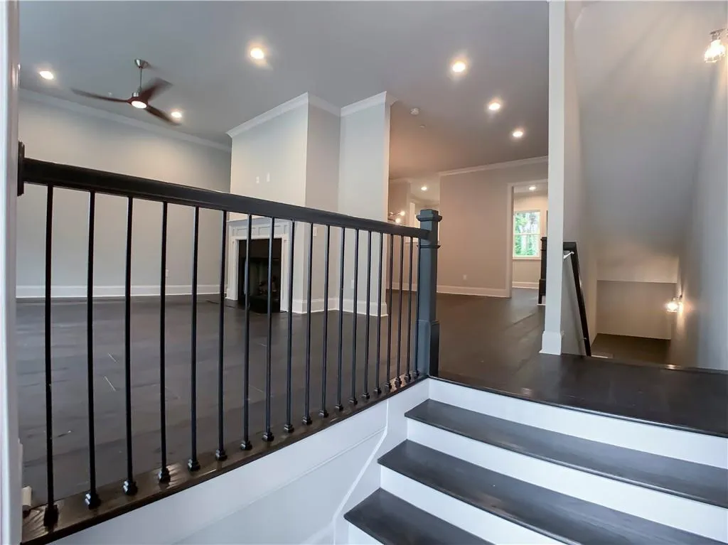 8019 Linfield Way, Sandy Springs, Georgia 30350, 3 Bedrooms Bedrooms, ,3 BathroomsBathrooms,Residential,Sold,8019 Linfield Way,6764465