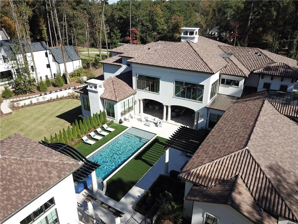 4544 Peachtree Dunwoody Road Ne, Sandy Springs, Georgia 30342, 5 Bedrooms Bedrooms, ,5 BathroomsBathrooms,Residential,Sold,4544 Peachtree Dunwoody Road Ne,6570286