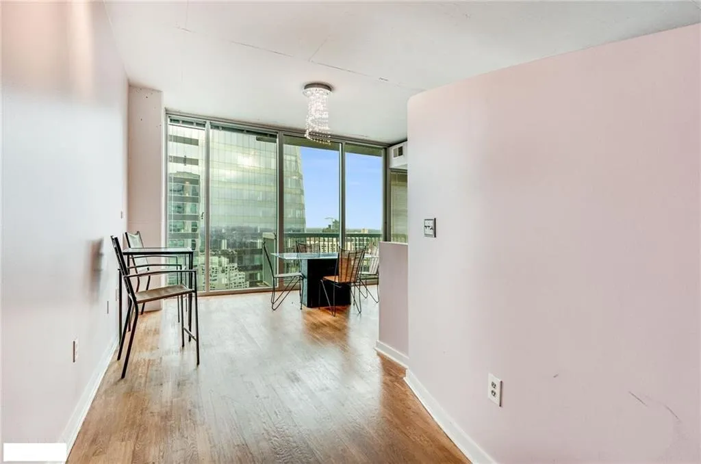 3324 Peachtree Road Ne Unit 2515, Atlanta, Georgia 30326, 1 Bedroom Bedrooms, 0 ,1 BathroomBathrooms,Residential,For Sale,3324 Peachtree Road Ne Unit 2515,7700807