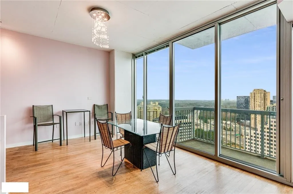 3324 Peachtree Road Ne Unit 2515, Atlanta, Georgia 30326, 1 Bedroom Bedrooms, 0 ,1 BathroomBathrooms,Residential,For Sale,3324 Peachtree Road Ne Unit 2515,7700807