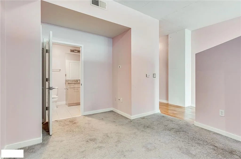 3324 Peachtree Road Ne Unit 2515, Atlanta, Georgia 30326, 1 Bedroom Bedrooms, 0 ,1 BathroomBathrooms,Residential,For Sale,3324 Peachtree Road Ne Unit 2515,7700807