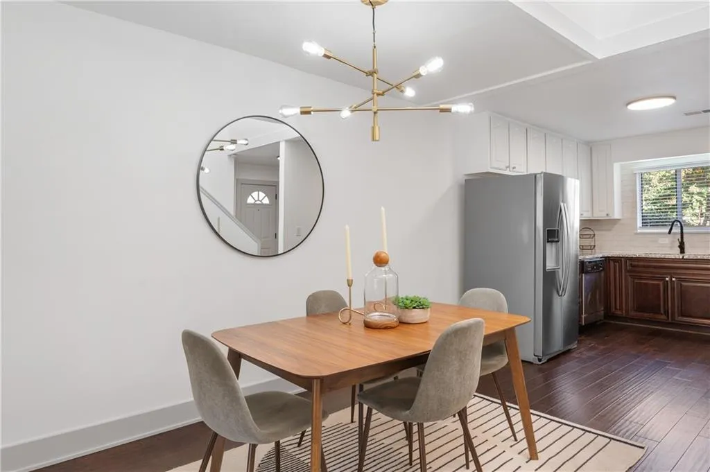 346 Carpenter Drive Unit 78, Atlanta, Georgia 30328, 2 Bedrooms Bedrooms, ,1 BathroomBathrooms,Residential,Sold,346 Carpenter Drive Unit 78,7479667