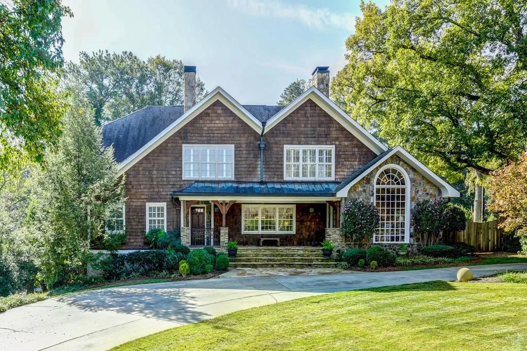 860 W Wesley Road Nw, Atlanta, Georgia 30327, 6 Bedrooms Bedrooms, ,5 BathroomsBathrooms,Residential,Sold,860 W Wesley Road Nw,5928940
