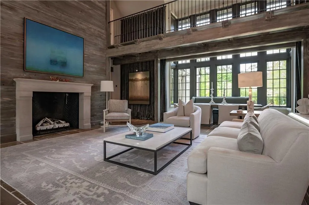 2979 Ridgewood Road Nw, Atlanta, Georgia 30327, 4 Bedrooms Bedrooms, ,4 BathroomsBathrooms,Residential,For Sale,2979 Ridgewood Road Nw,7559436