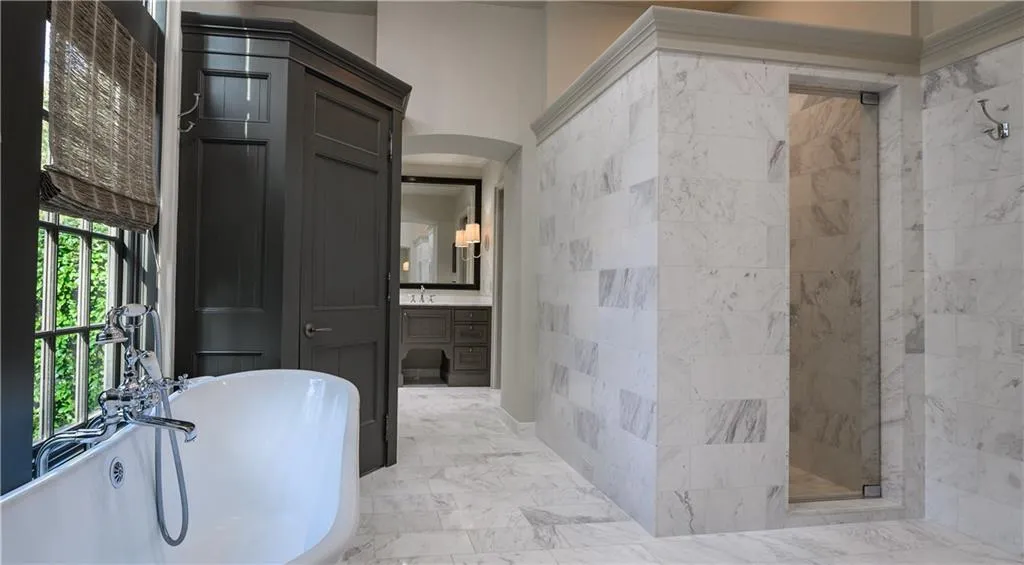 2979 Ridgewood Road Nw, Atlanta, Georgia 30327, 4 Bedrooms Bedrooms, ,4 BathroomsBathrooms,Residential,For Sale,2979 Ridgewood Road Nw,7559436