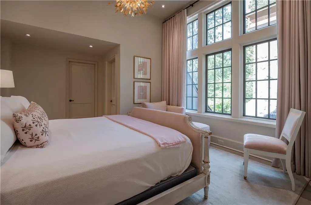 2979 Ridgewood Road Nw, Atlanta, Georgia 30327, 4 Bedrooms Bedrooms, ,4 BathroomsBathrooms,Residential,For Sale,2979 Ridgewood Road Nw,7559436