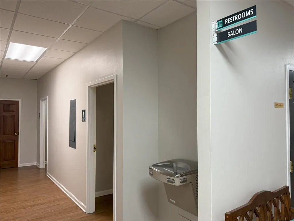 Salon and guest bathrooms