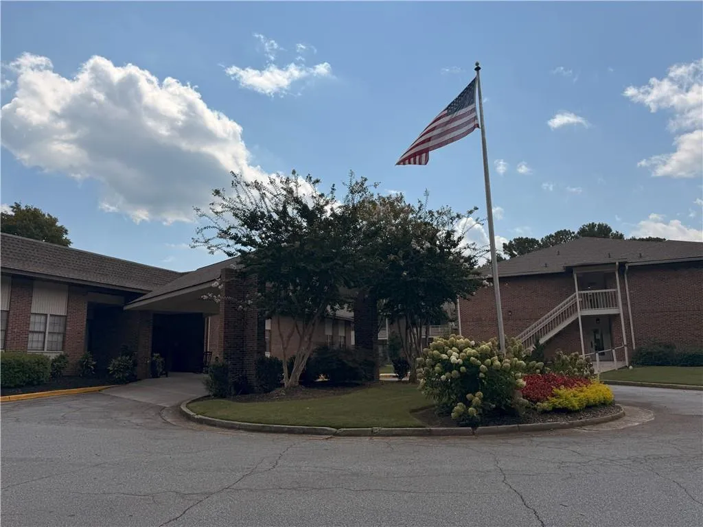 475 Mount Vernon Highway Ne Unit B211, Atlanta, Georgia 30328, 1 Bedroom Bedrooms, ,1 BathroomBathrooms,Residential,For Sale,475 Mount Vernon Highway Ne Unit B211,7644307