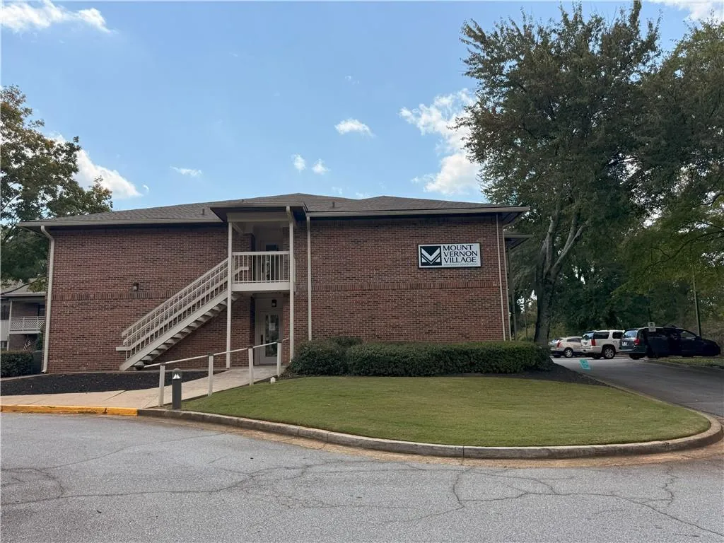 475 Mount Vernon Highway Ne Unit B211, Atlanta, Georgia 30328, 1 Bedroom Bedrooms, ,1 BathroomBathrooms,Residential,For Sale,475 Mount Vernon Highway Ne Unit B211,7644307