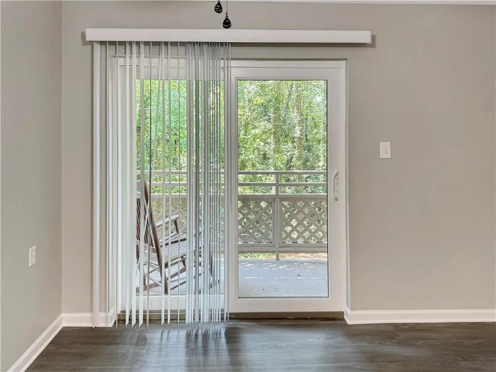 Upgraded door to balcony