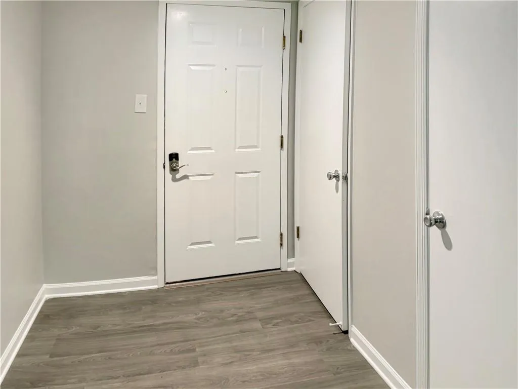 475 Mount Vernon Highway Ne Unit B211, Atlanta, Georgia 30328, 1 Bedroom Bedrooms, ,1 BathroomBathrooms,Residential,For Sale,475 Mount Vernon Highway Ne Unit B211,7644307