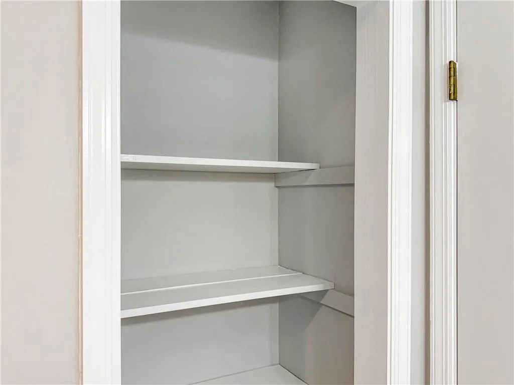 475 Mount Vernon Highway Ne Unit B211, Atlanta, Georgia 30328, 1 Bedroom Bedrooms, ,1 BathroomBathrooms,Residential,For Sale,475 Mount Vernon Highway Ne Unit B211,7644307