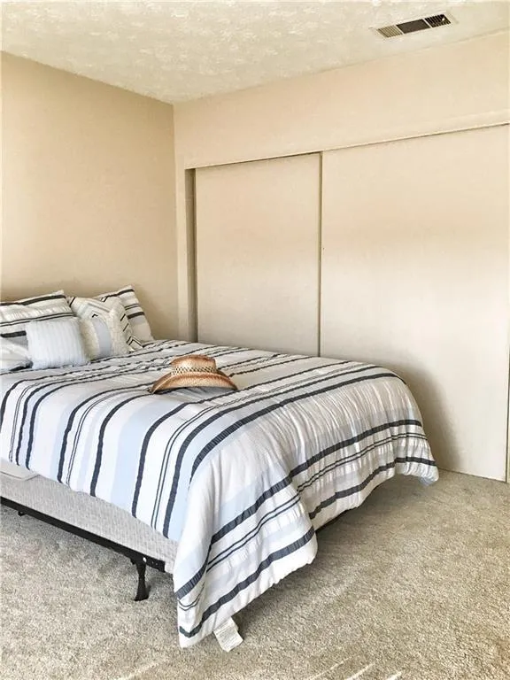 98 Goldrush Circle, Atlanta, Georgia 30328, 2 Bedrooms Bedrooms, ,2 BathroomsBathrooms,Residential,Sold,98 Goldrush Circle,5786653