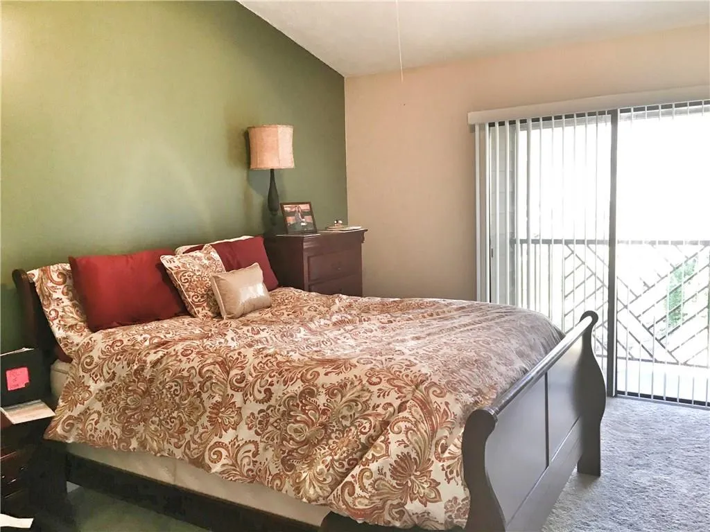 98 Goldrush Circle, Atlanta, Georgia 30328, 2 Bedrooms Bedrooms, ,2 BathroomsBathrooms,Residential,Sold,98 Goldrush Circle,5786653