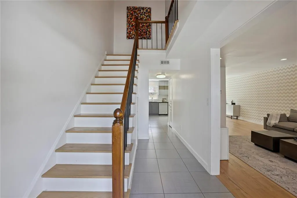 6520 Roswell Road Ne Unit 45, Sandy Springs, Georgia 30328, 3 Bedrooms Bedrooms, ,2 BathroomsBathrooms,Residential,Sold,6520 Roswell Road Ne Unit 45,7272562 6520 Roswell Road Ne Unit 45, Sandy Springs, Georgia 30328, 3 Bedrooms Bedrooms, ,2 BathroomsBathrooms,Residential,Sold,6520 Roswell Road Ne Unit 45,7272562