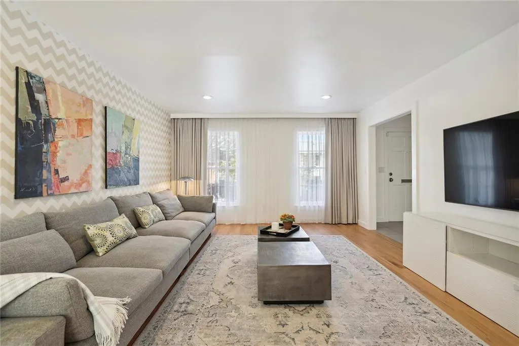 6520 Roswell Road Ne Unit 45, Sandy Springs, Georgia 30328, 3 Bedrooms Bedrooms, ,2 BathroomsBathrooms,Residential,Sold,6520 Roswell Road Ne Unit 45,7272562 6520 Roswell Road Ne Unit 45, Sandy Springs, Georgia 30328, 3 Bedrooms Bedrooms, ,2 BathroomsBathrooms,Residential,Sold,6520 Roswell Road Ne Unit 45,7272562