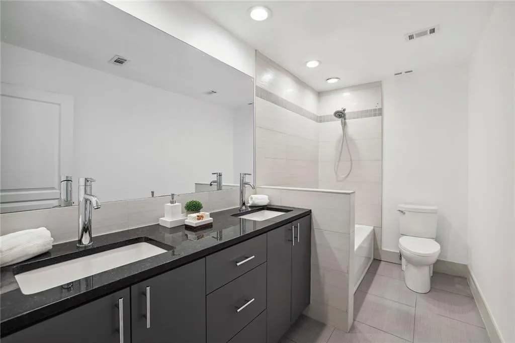 6520 Roswell Road Ne Unit 45, Sandy Springs, Georgia 30328, 3 Bedrooms Bedrooms, ,2 BathroomsBathrooms,Residential,Sold,6520 Roswell Road Ne Unit 45,7272562 6520 Roswell Road Ne Unit 45, Sandy Springs, Georgia 30328, 3 Bedrooms Bedrooms, ,2 BathroomsBathrooms,Residential,Sold,6520 Roswell Road Ne Unit 45,7272562