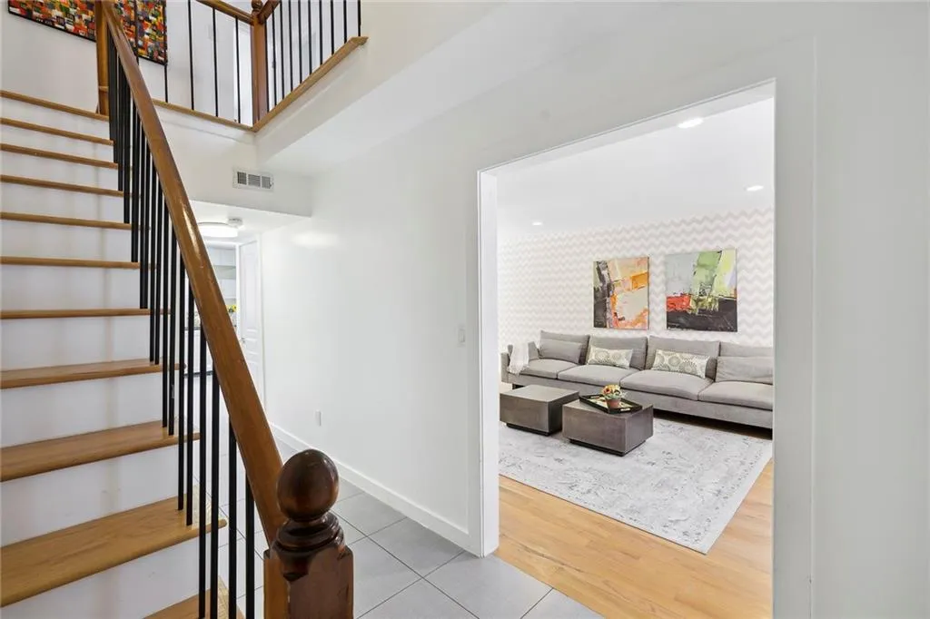 6520 Roswell Road Ne Unit 45, Sandy Springs, Georgia 30328, 3 Bedrooms Bedrooms, ,2 BathroomsBathrooms,Residential,Sold,6520 Roswell Road Ne Unit 45,7272562 6520 Roswell Road Ne Unit 45, Sandy Springs, Georgia 30328, 3 Bedrooms Bedrooms, ,2 BathroomsBathrooms,Residential,Sold,6520 Roswell Road Ne Unit 45,7272562