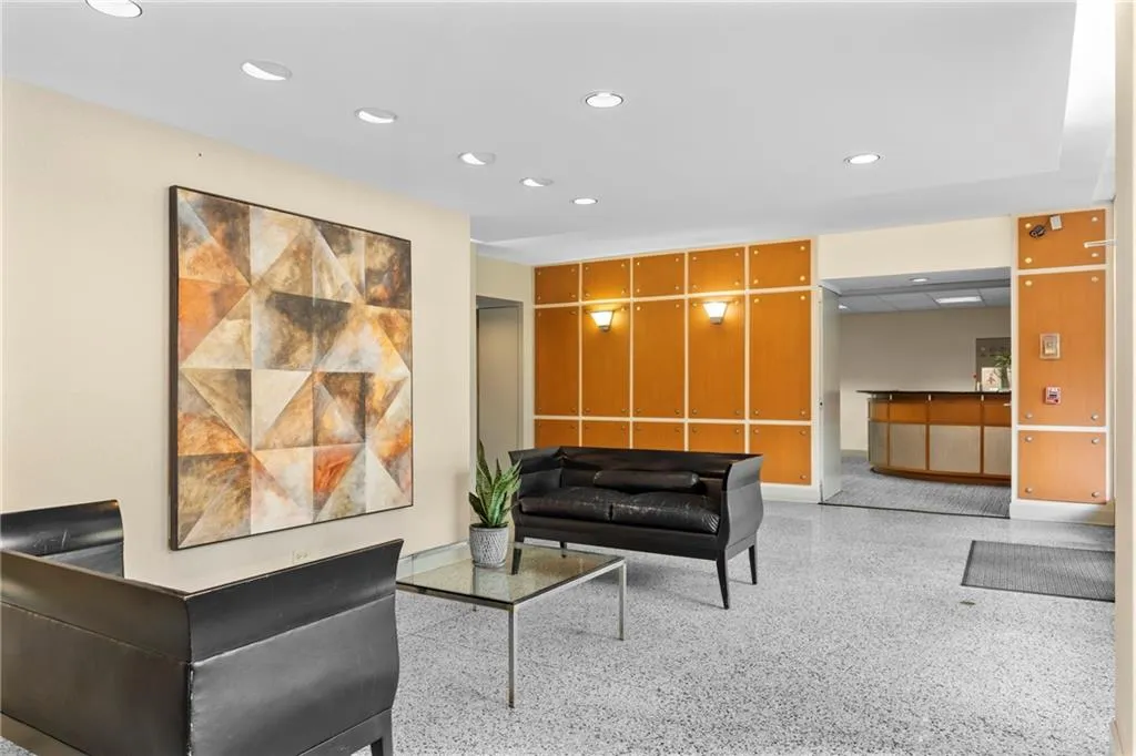 130 26th Street Nw Unit 307, Atlanta, Georgia 30309, 1 Bedroom Bedrooms, 0 ,1 BathroomBathrooms,Residential,For Sale,130 26th Street Nw Unit 307,7726835