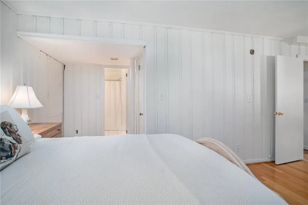 240 Forest Hills Drive, Atlanta, Georgia 30342, 4 Bedrooms Bedrooms, ,3 BathroomsBathrooms,Residential,Sold,240 Forest Hills Drive,6718042