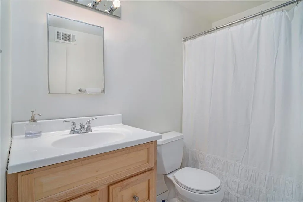 240 Forest Hills Drive, Atlanta, Georgia 30342, 4 Bedrooms Bedrooms, ,3 BathroomsBathrooms,Residential,Sold,240 Forest Hills Drive,6718042