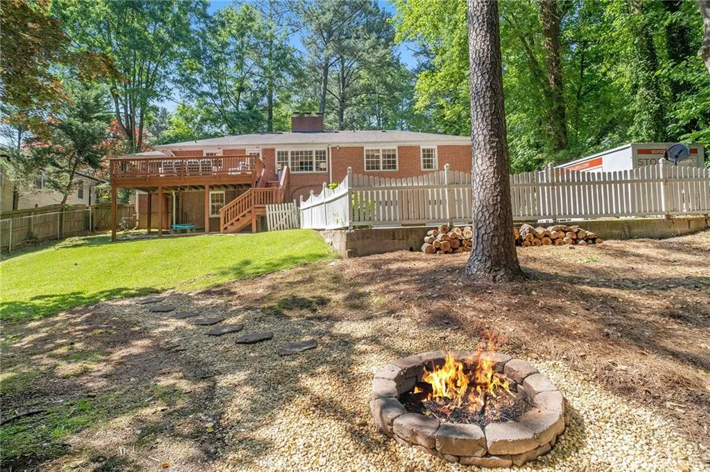 240 Forest Hills Drive, Atlanta, Georgia 30342, 4 Bedrooms Bedrooms, ,3 BathroomsBathrooms,Residential,Sold,240 Forest Hills Drive,6718042