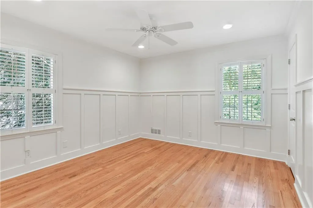 4675 Lake Forrest Drive, Atlanta, Georgia 30342, 4 Bedrooms Bedrooms, ,4 BathroomsBathrooms,Residential,Sold,4675 Lake Forrest Drive,6606534
