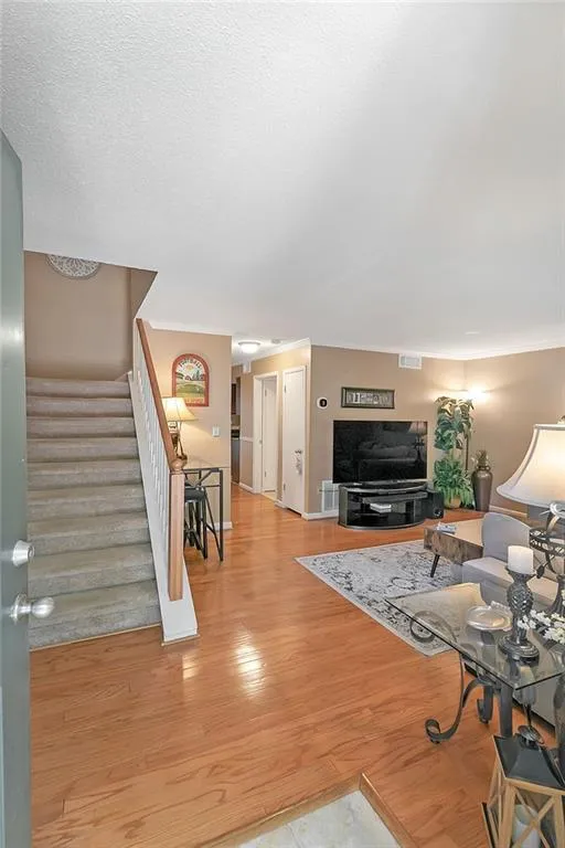 6900 Roswell Road Unit K6, Atlanta, Georgia 30328, 2 Bedrooms Bedrooms, ,2 BathroomsBathrooms,Residential,Sold,6900 Roswell Road Unit K6,7068130