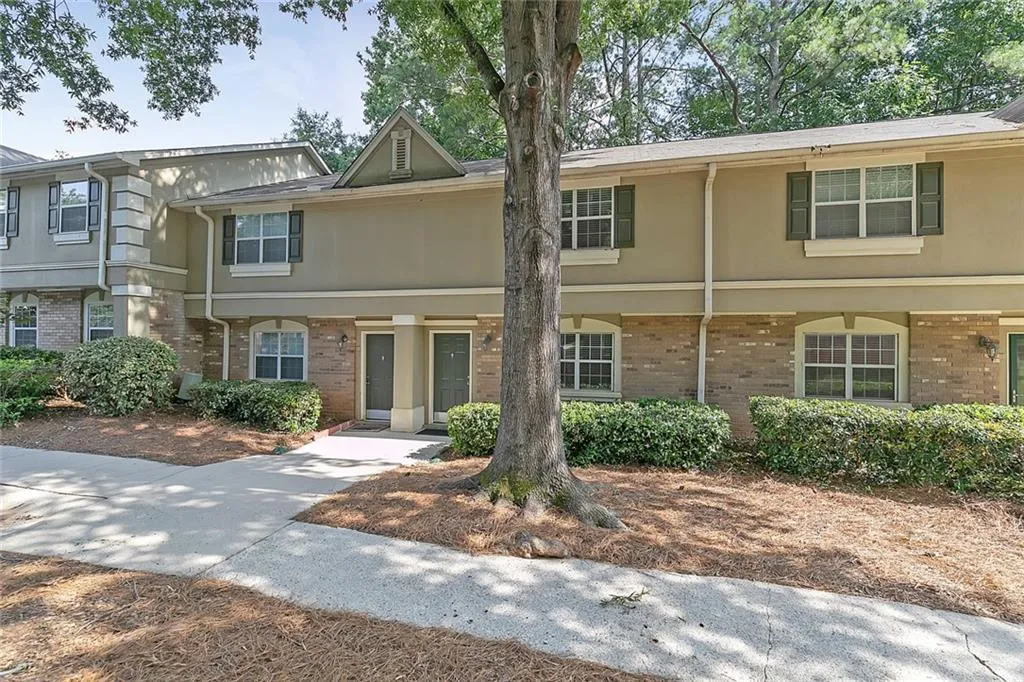 6900 Roswell Road Unit K6, Atlanta, Georgia 30328, 2 Bedrooms Bedrooms, ,2 BathroomsBathrooms,Residential,Sold,6900 Roswell Road Unit K6,7068130