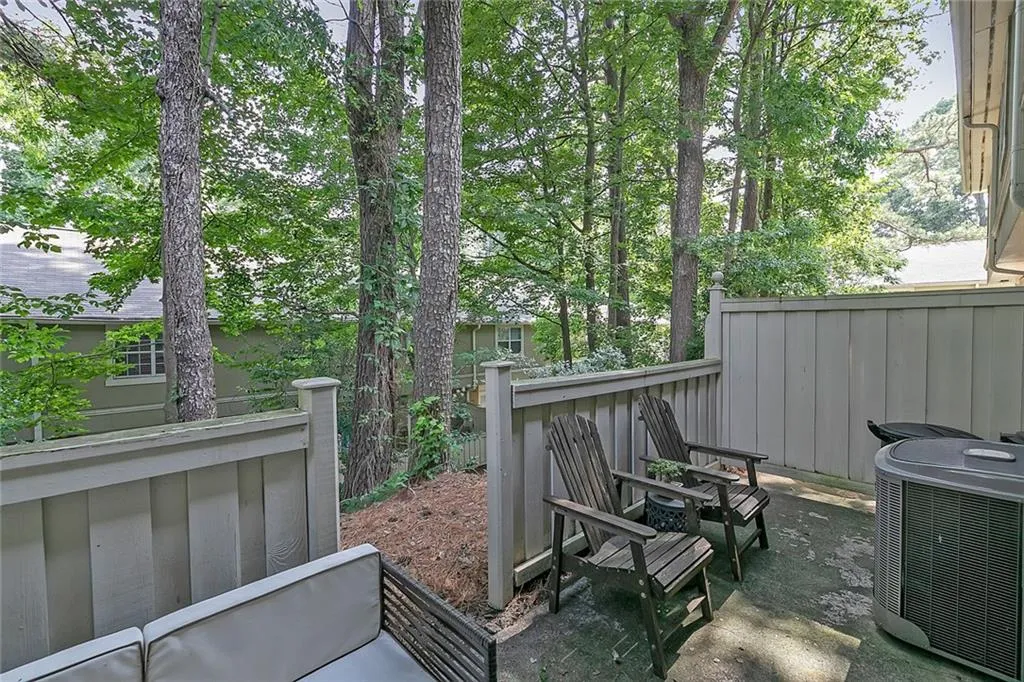 6900 Roswell Road Unit K6, Atlanta, Georgia 30328, 2 Bedrooms Bedrooms, ,2 BathroomsBathrooms,Residential,Sold,6900 Roswell Road Unit K6,7068130