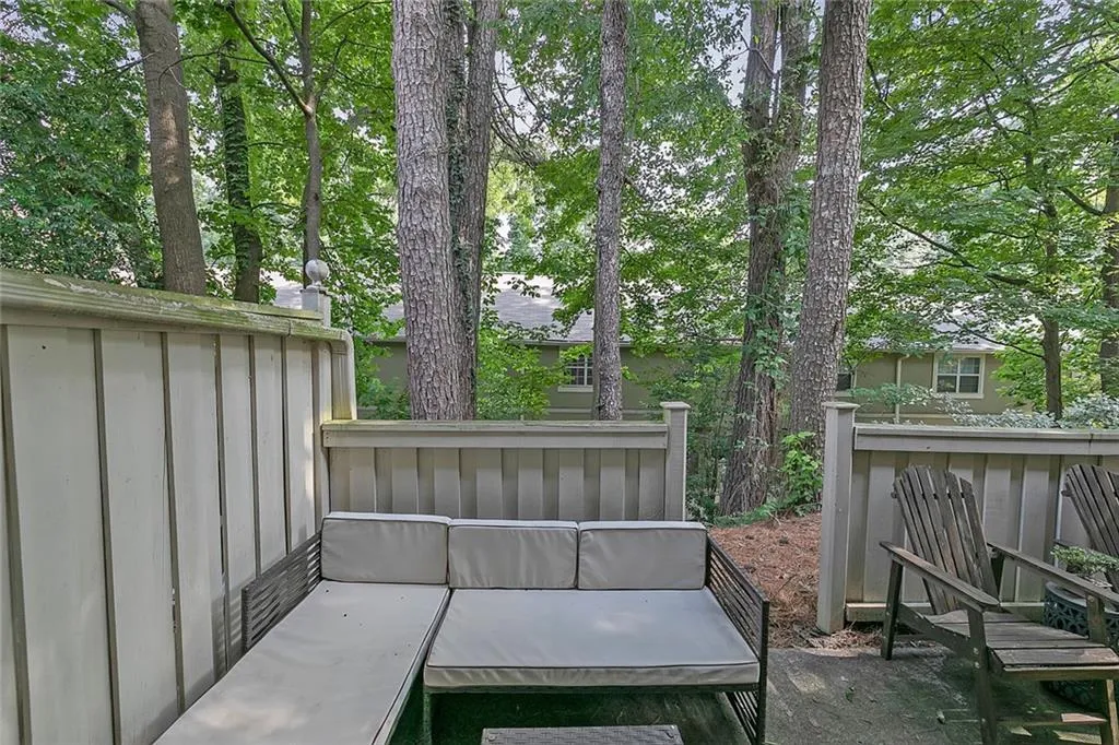 6900 Roswell Road Unit K6, Atlanta, Georgia 30328, 2 Bedrooms Bedrooms, ,2 BathroomsBathrooms,Residential,Sold,6900 Roswell Road Unit K6,7068130