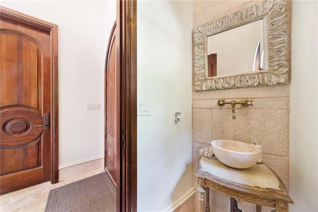 876 Crest Valley Drive, Atlanta, Georgia 30327, 7 Bedrooms Bedrooms, ,7 BathroomsBathrooms,Residential,Sold,876 Crest Valley Drive,6912509