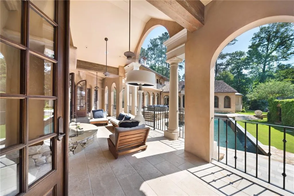 876 Crest Valley Drive, Atlanta, Georgia 30327, 7 Bedrooms Bedrooms, ,7 BathroomsBathrooms,Residential,Sold,876 Crest Valley Drive,6912509