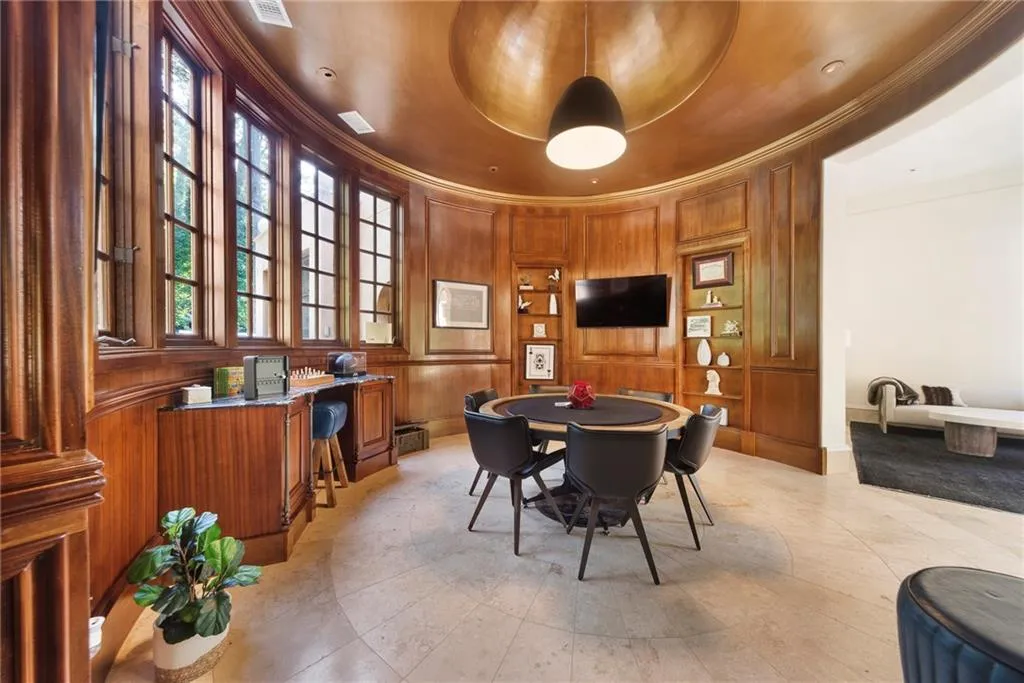 876 Crest Valley Drive, Atlanta, Georgia 30327, 7 Bedrooms Bedrooms, ,7 BathroomsBathrooms,Residential,Sold,876 Crest Valley Drive,6912509
