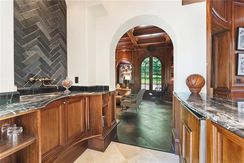 876 Crest Valley Drive, Atlanta, Georgia 30327, 7 Bedrooms Bedrooms, ,7 BathroomsBathrooms,Residential,Sold,876 Crest Valley Drive,6912509