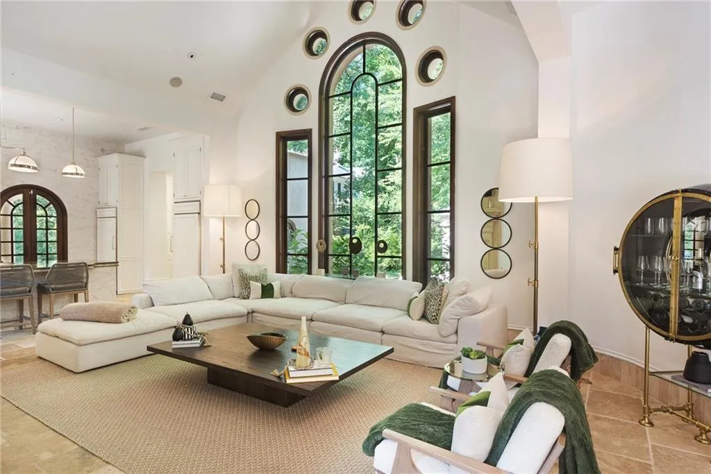 876 Crest Valley Drive, Atlanta, Georgia 30327, 7 Bedrooms Bedrooms, ,7 BathroomsBathrooms,Residential,Sold,876 Crest Valley Drive,6912509