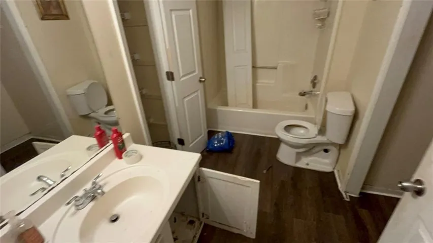 1170