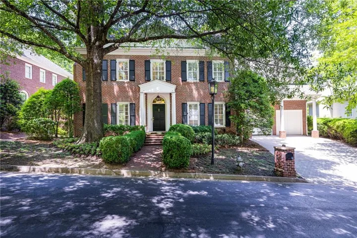 15 Old Paces Place, Atlanta, Georgia 30327