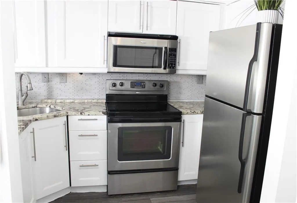 2870 Pharr Ct S Court Nw Unit 2507, Atlanta, Georgia 30305, 1 Bedroom Bedrooms, ,1 BathroomBathrooms,Residential,For Sale,2870 Pharr Ct S Court Nw Unit 2507,7617445