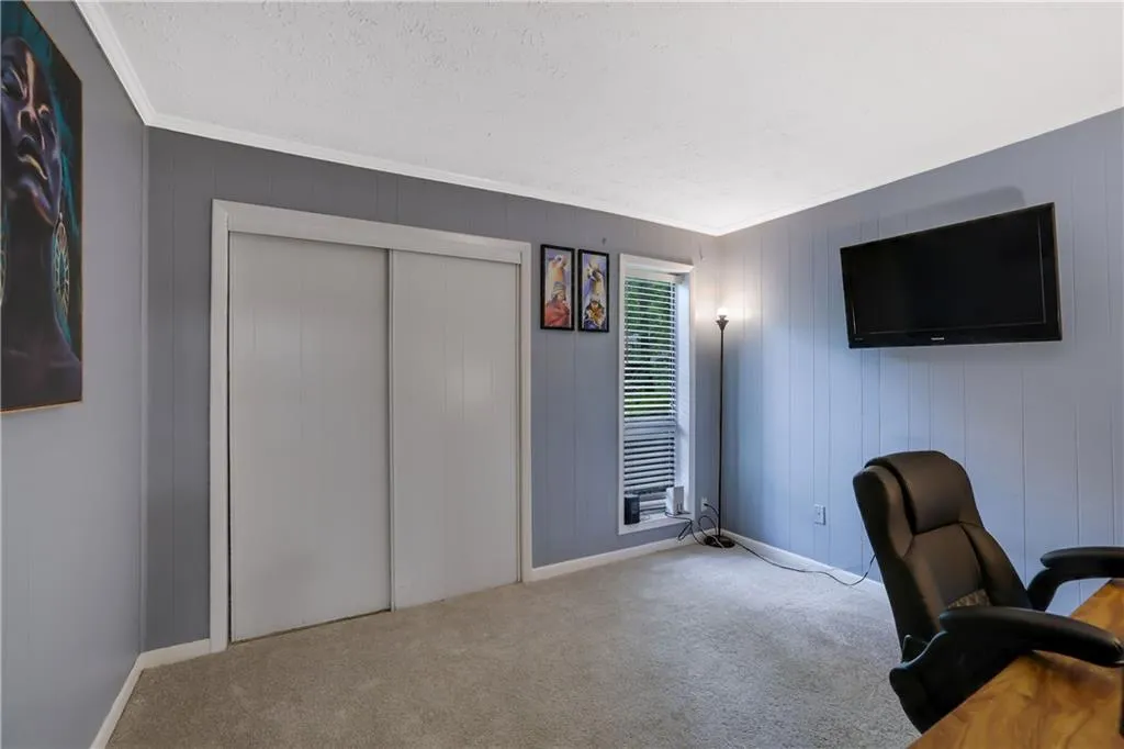 8740 Roswell Road Unit 10b, Atlanta, Georgia 30350, 3 Bedrooms Bedrooms, ,2 BathroomsBathrooms,Residential,For Sale,8740 Roswell Road Unit 10b,7762546