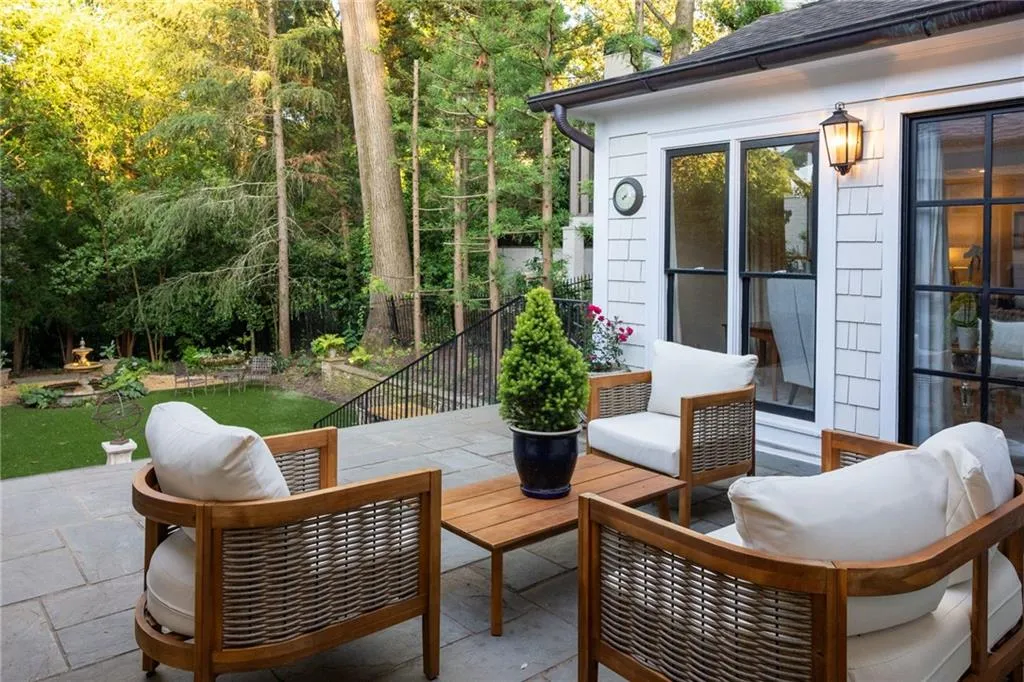 21 Barksdale Drive Ne, Atlanta, Georgia 30309, 4 Bedrooms Bedrooms, ,4 BathroomsBathrooms,Residential,For Sale,21 Barksdale Drive Ne,7665011