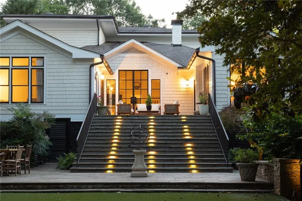 21 Barksdale Drive Ne, Atlanta, Georgia 30309, 4 Bedrooms Bedrooms, ,4 BathroomsBathrooms,Residential,For Sale,21 Barksdale Drive Ne,7665011