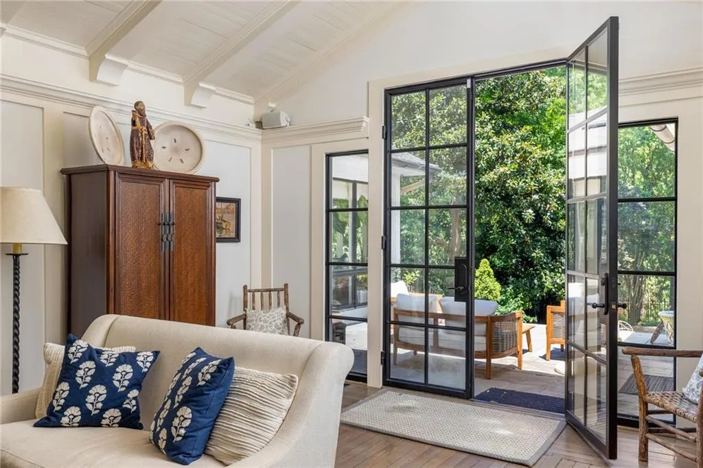 21 Barksdale Drive Ne, Atlanta, Georgia 30309, 4 Bedrooms Bedrooms, ,4 BathroomsBathrooms,Residential,For Sale,21 Barksdale Drive Ne,7665011