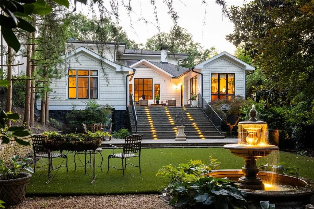 21 Barksdale Drive Ne, Atlanta, Georgia 30309, 4 Bedrooms Bedrooms, ,4 BathroomsBathrooms,Residential,For Sale,21 Barksdale Drive Ne,7665011