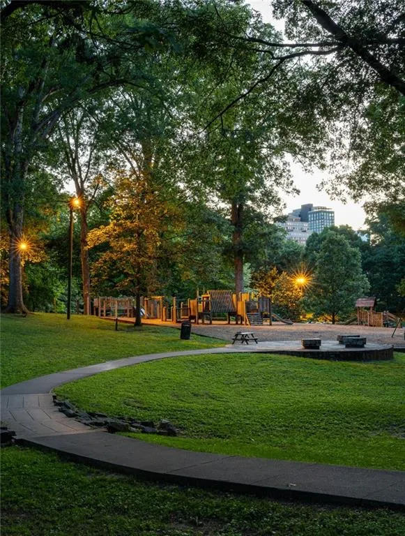 21 Barksdale Drive Ne, Atlanta, Georgia 30309, 4 Bedrooms Bedrooms, ,4 BathroomsBathrooms,Residential,For Sale,21 Barksdale Drive Ne,7665011